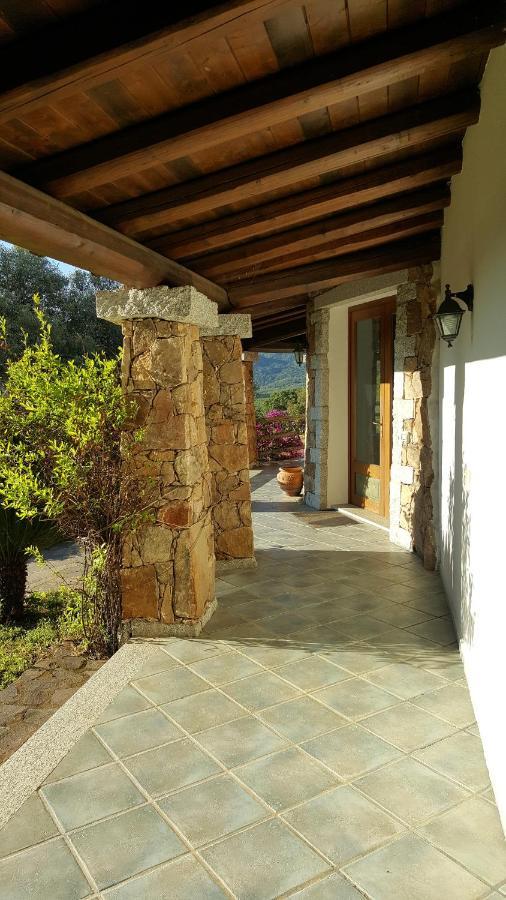 Agriturismo Desole Monti Eksteriør billede