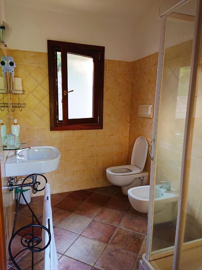Agriturismo Desole Monti Eksteriør billede