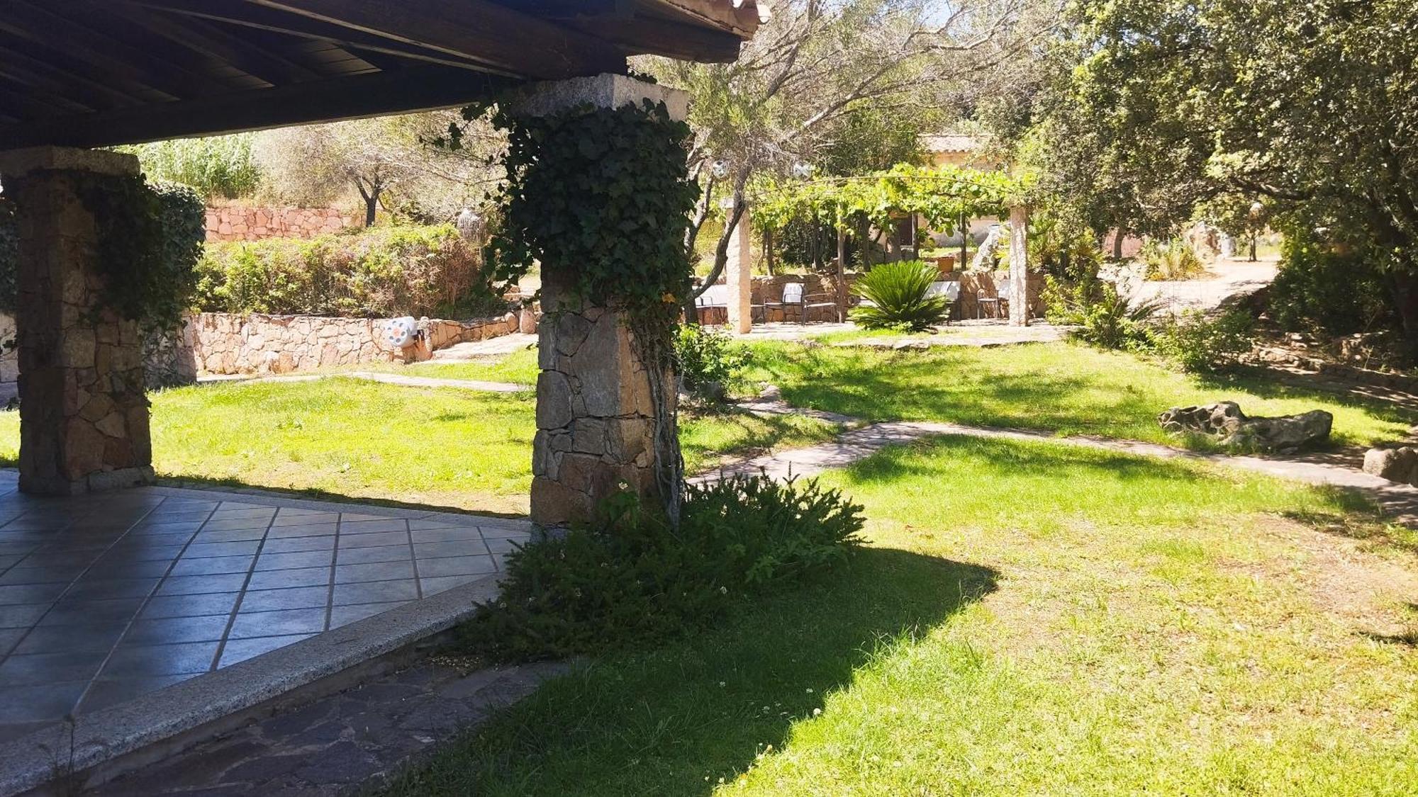 Agriturismo Desole Monti Eksteriør billede
